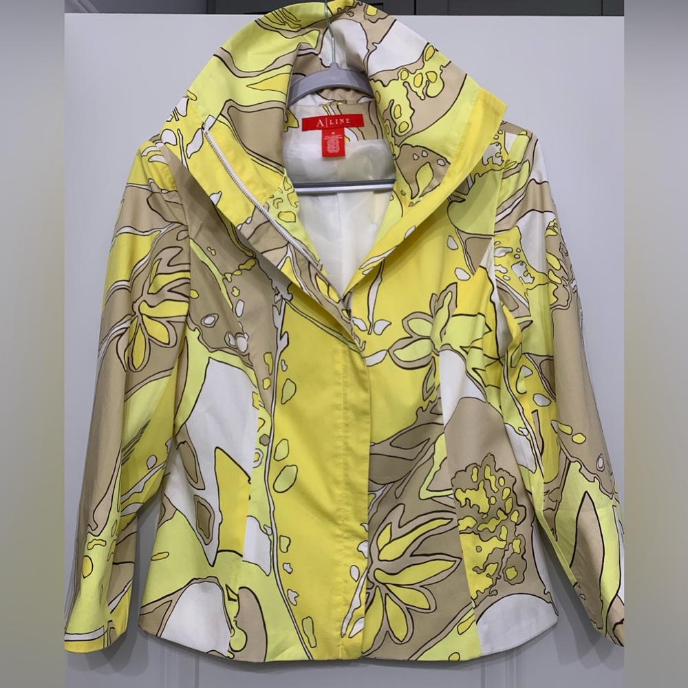 Graphic Design Women's Jacket - Picture 1 of 10